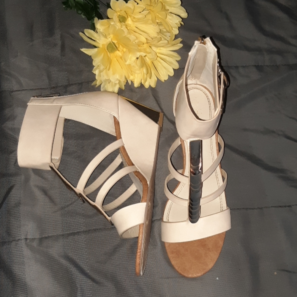 heeled sandals